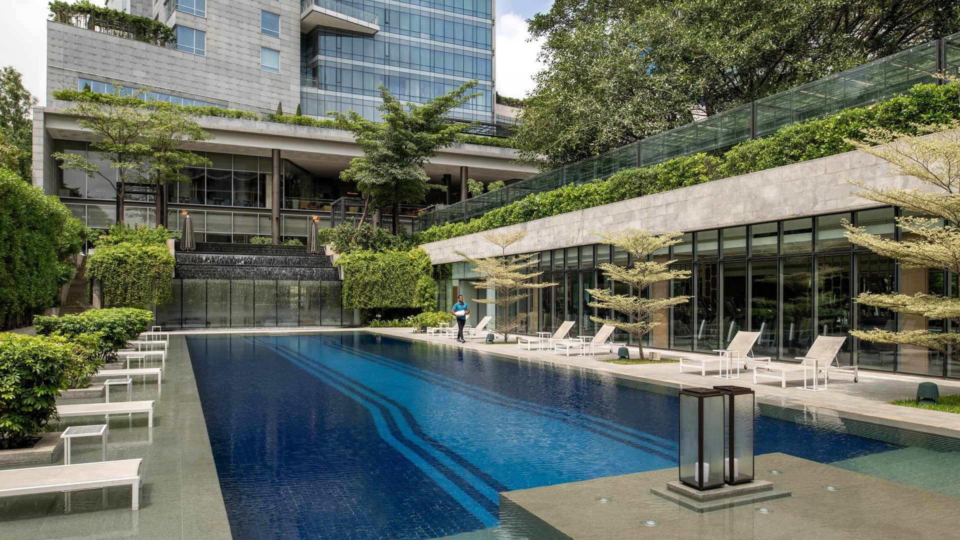 Four Seasons Hotel Bengaluru - Embassy ONE, Bengaluru
